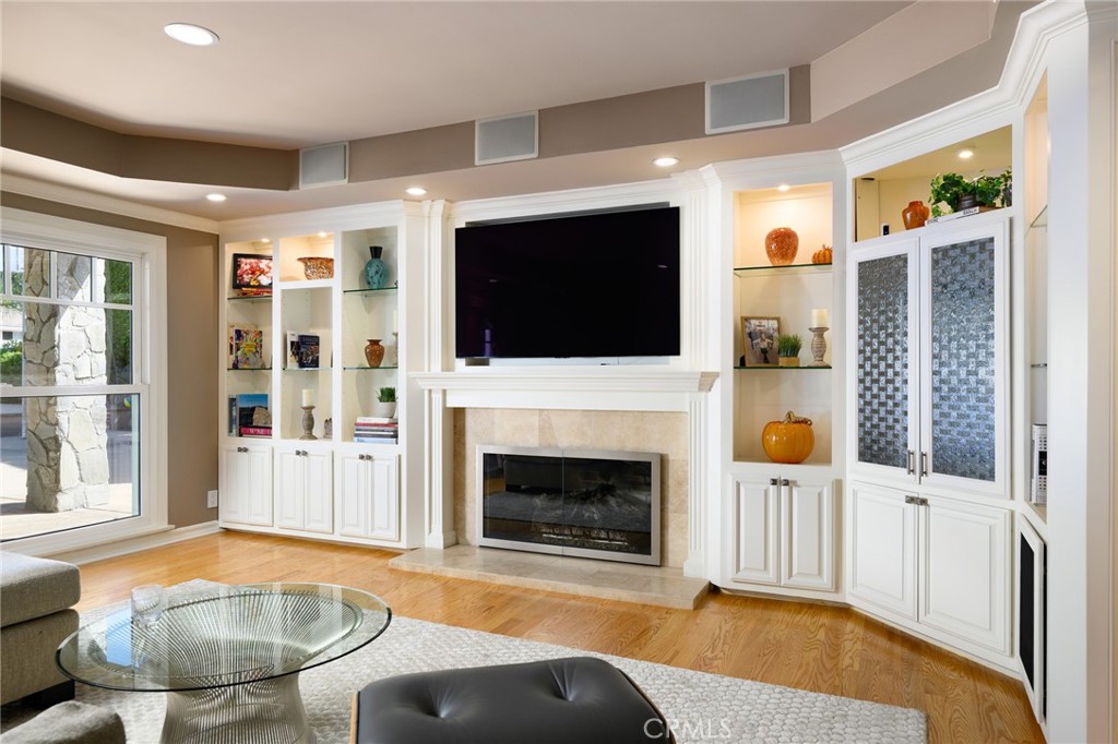 9642 James Circle