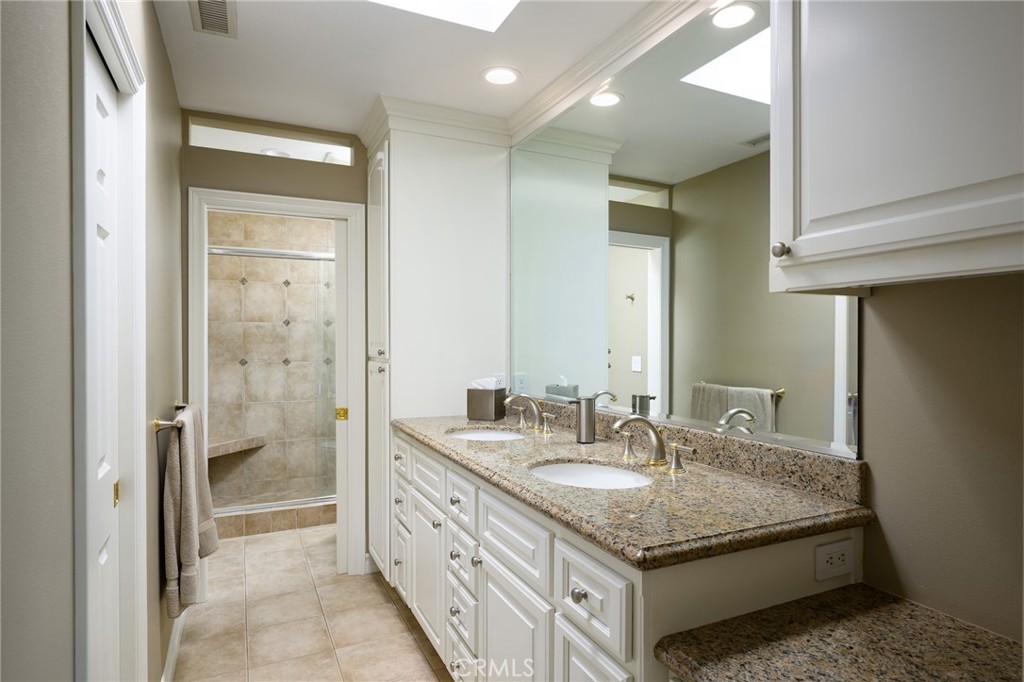 9642 James Circle