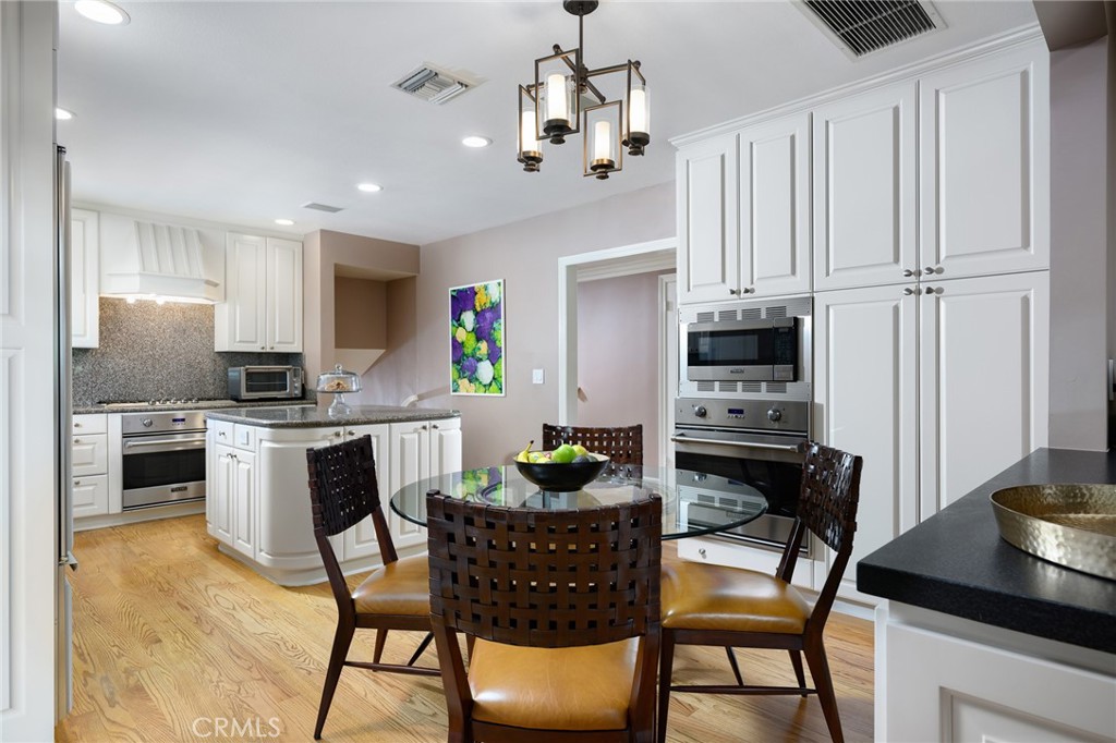 9642 James Circle