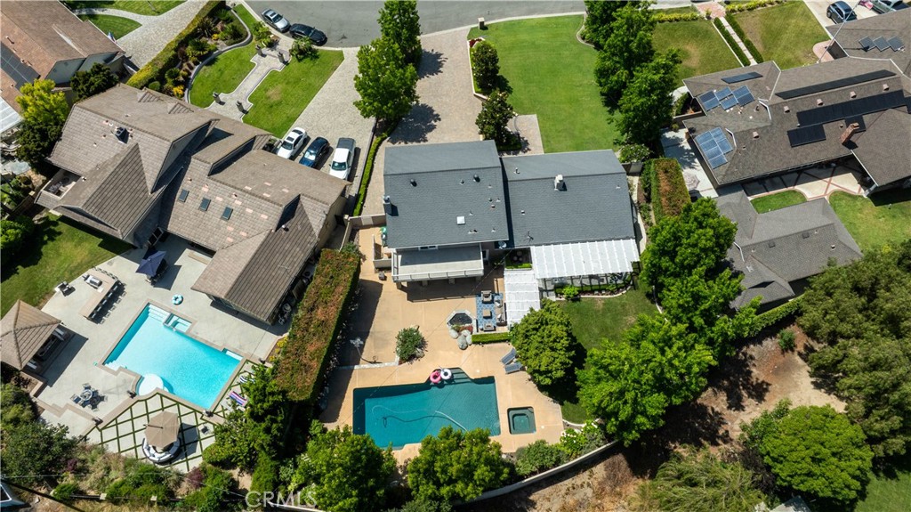 9642 James Circle