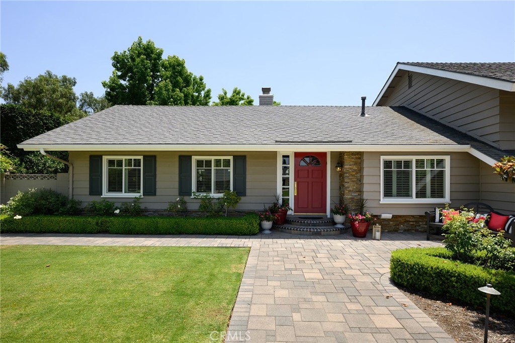 9642 James Circle