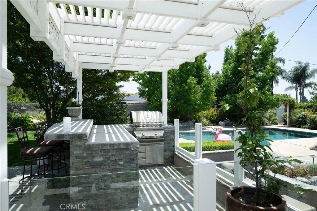 9642 James Circle