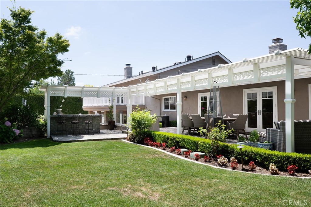 9642 James Circle