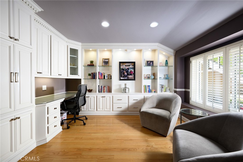 9642 James Circle