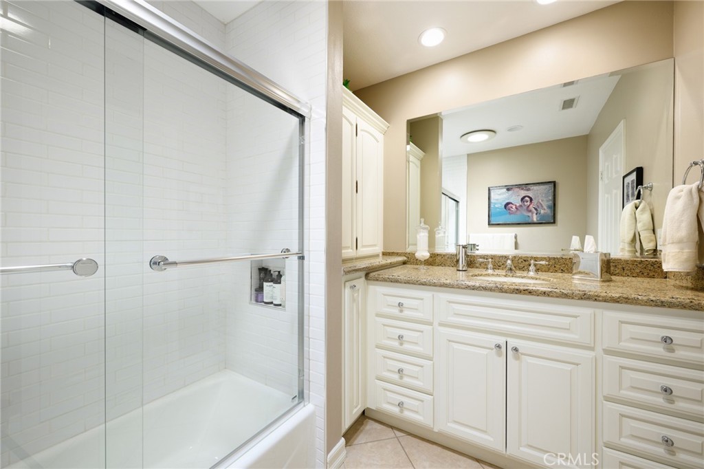 9642 James Circle