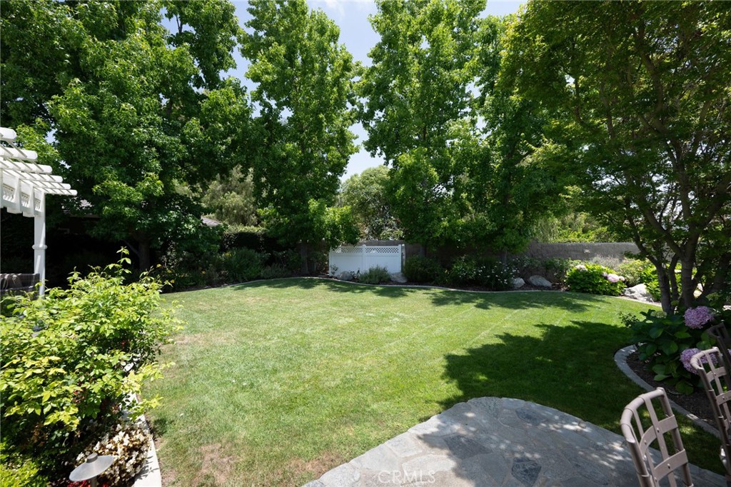 9642 James Circle