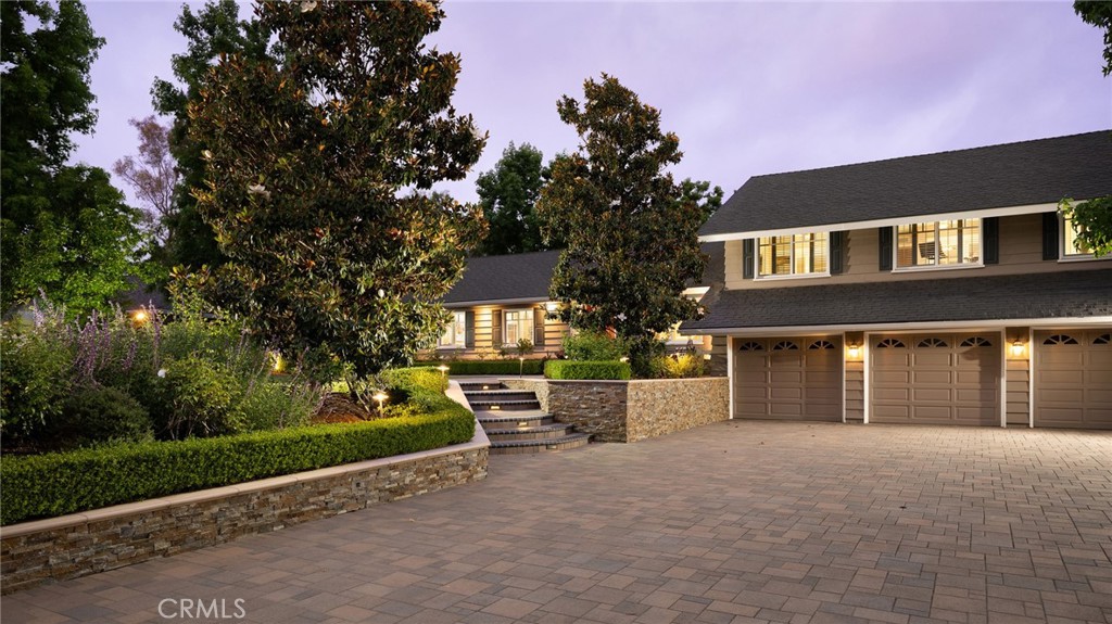 9642 James Circle
