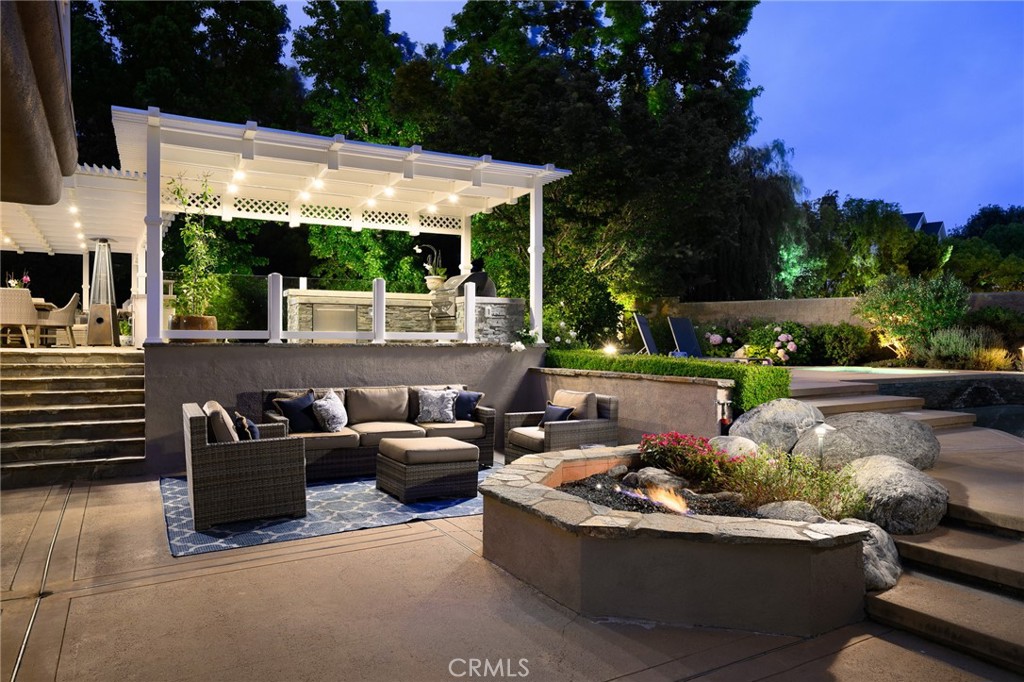 9642 James Circle
