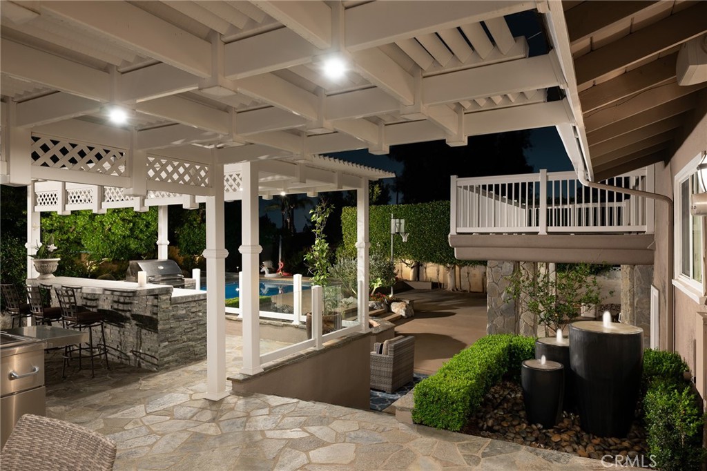 9642 James Circle