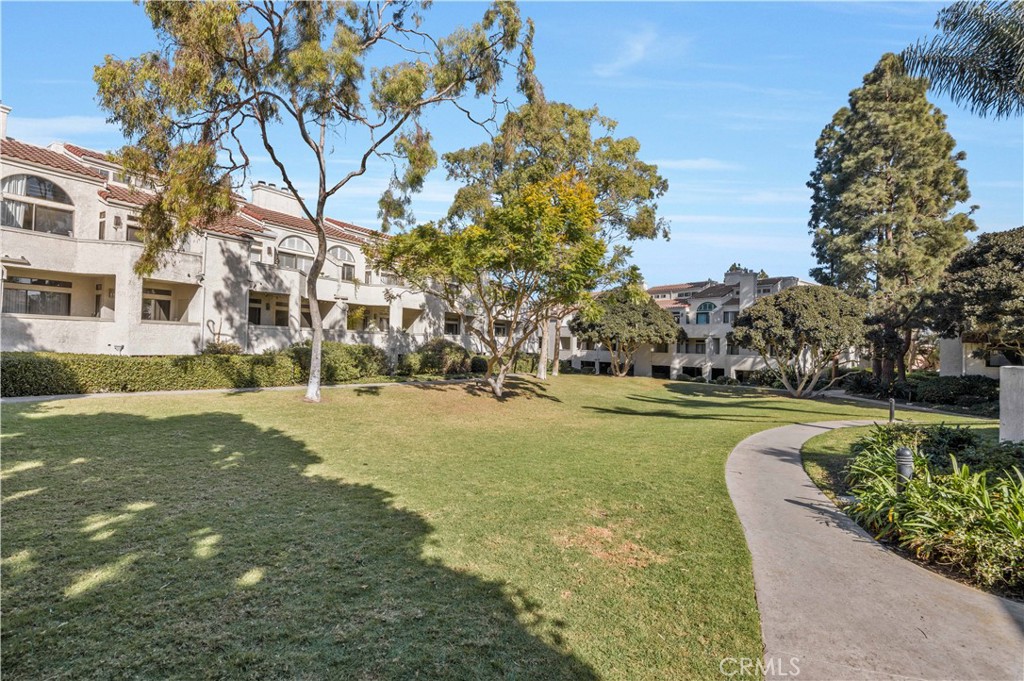 5101 Tortuga Drive 205