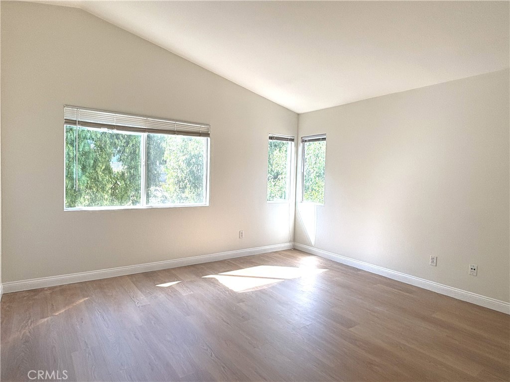 9 Tuolumne Way