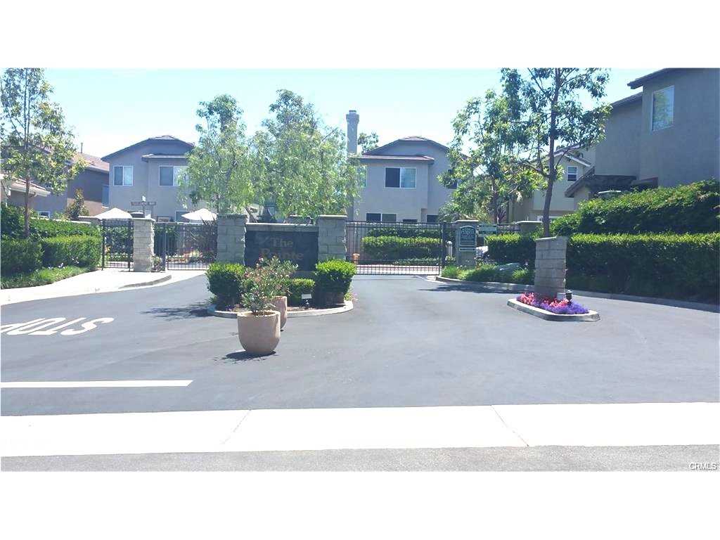 9 Tuolumne Way