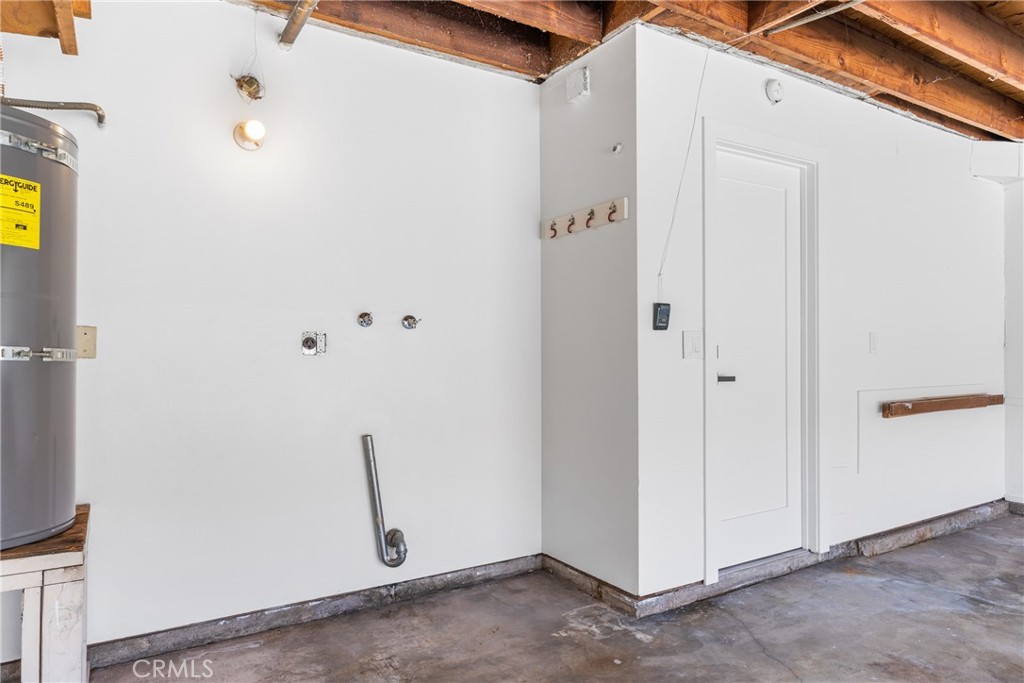 3008 Club House Circle