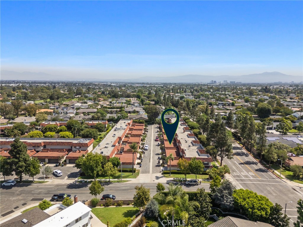 3008 Club House Circle