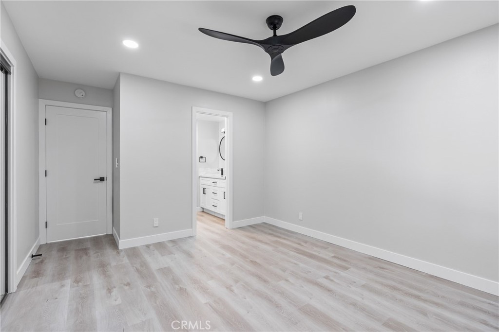 3008 Club House Circle