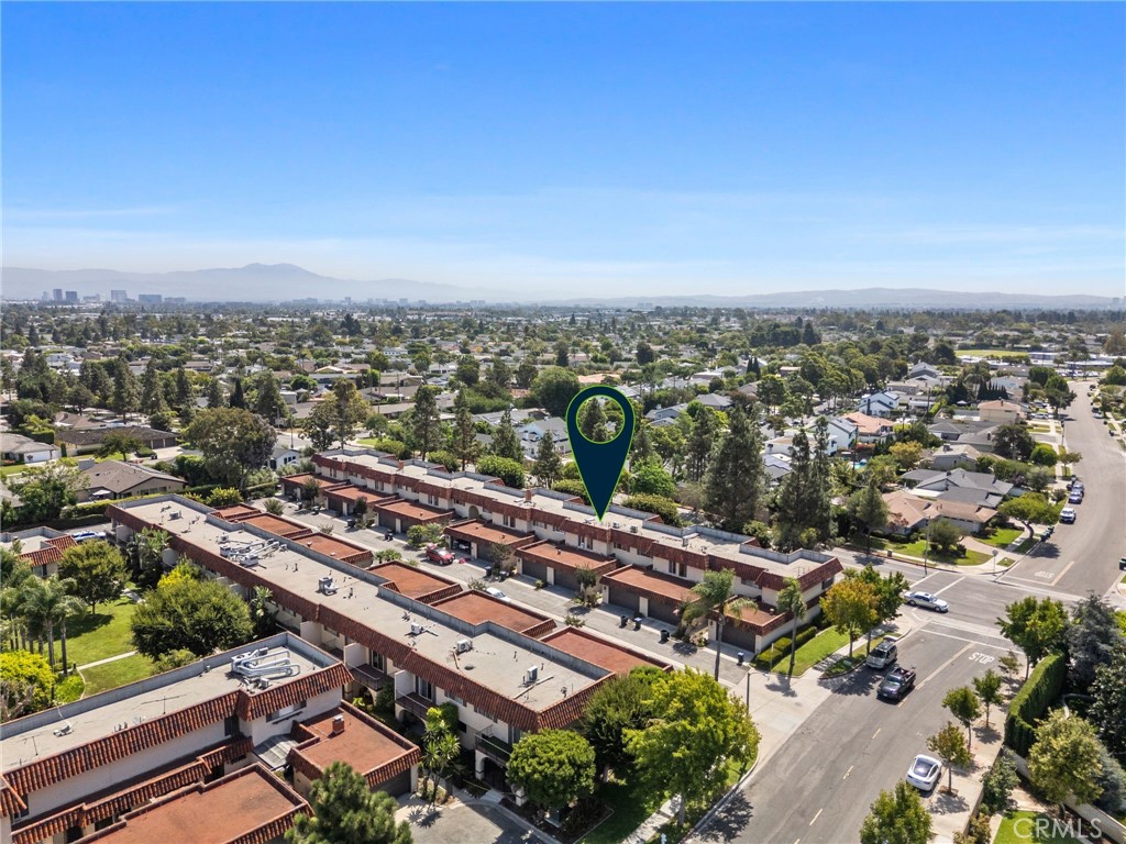 3008 Club House Circle