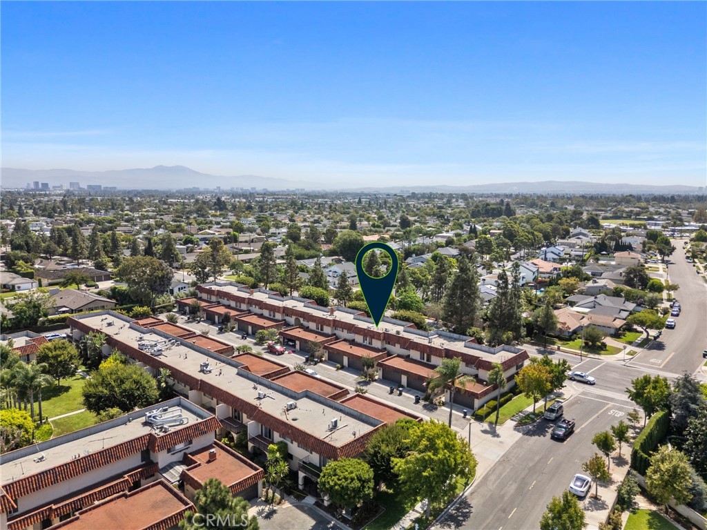 3008 Club House Circle