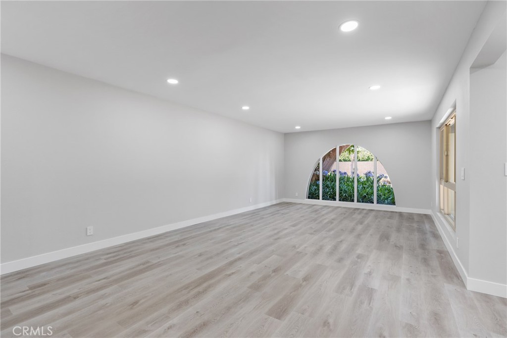 3008 Club House Circle