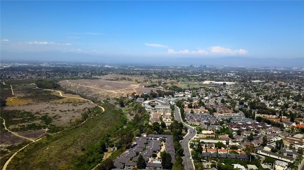 3008 Club House Circle