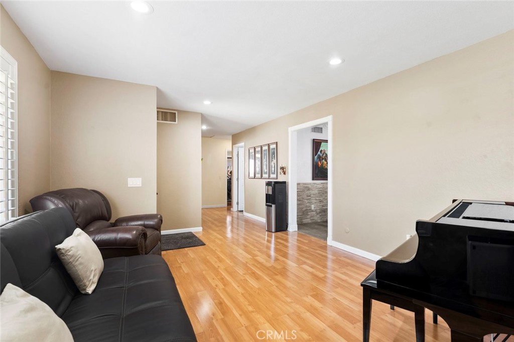 8950 Brentford Avenue