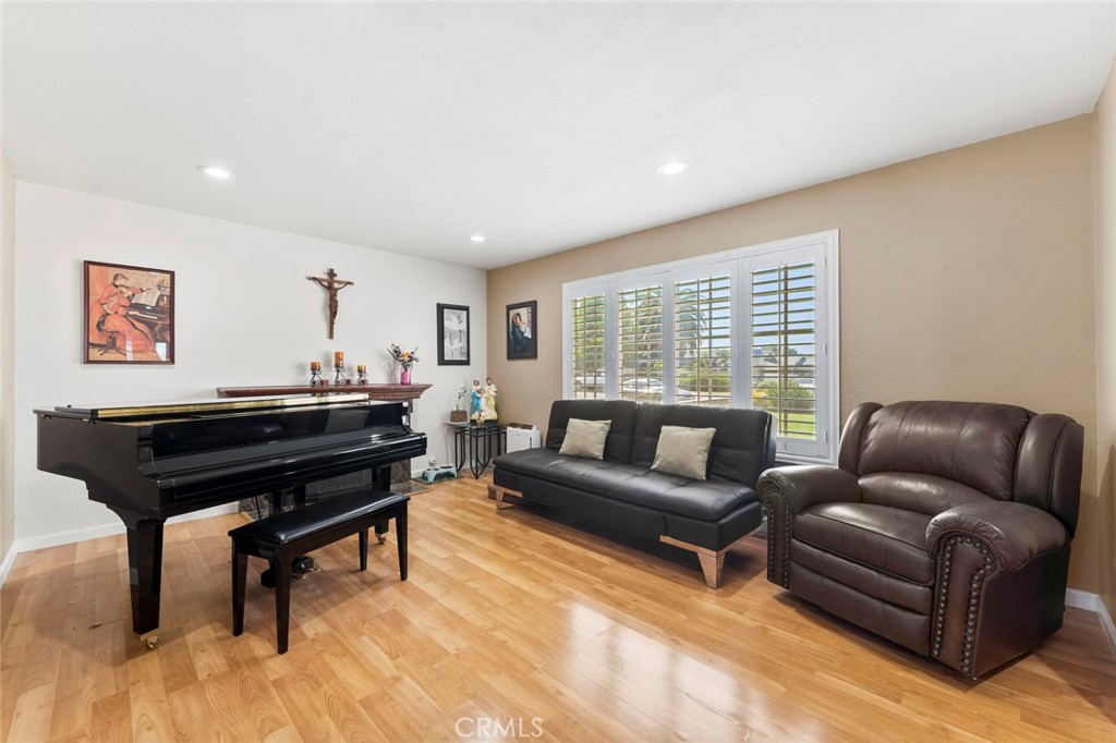 8950 Brentford Avenue