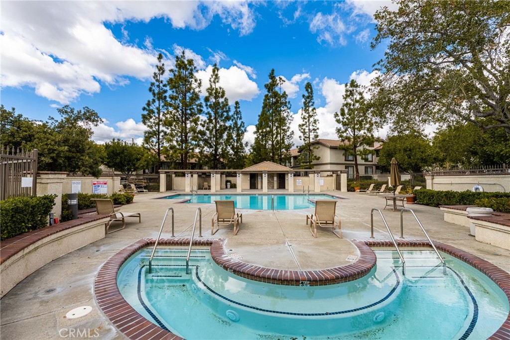 195 Chaumont Circle