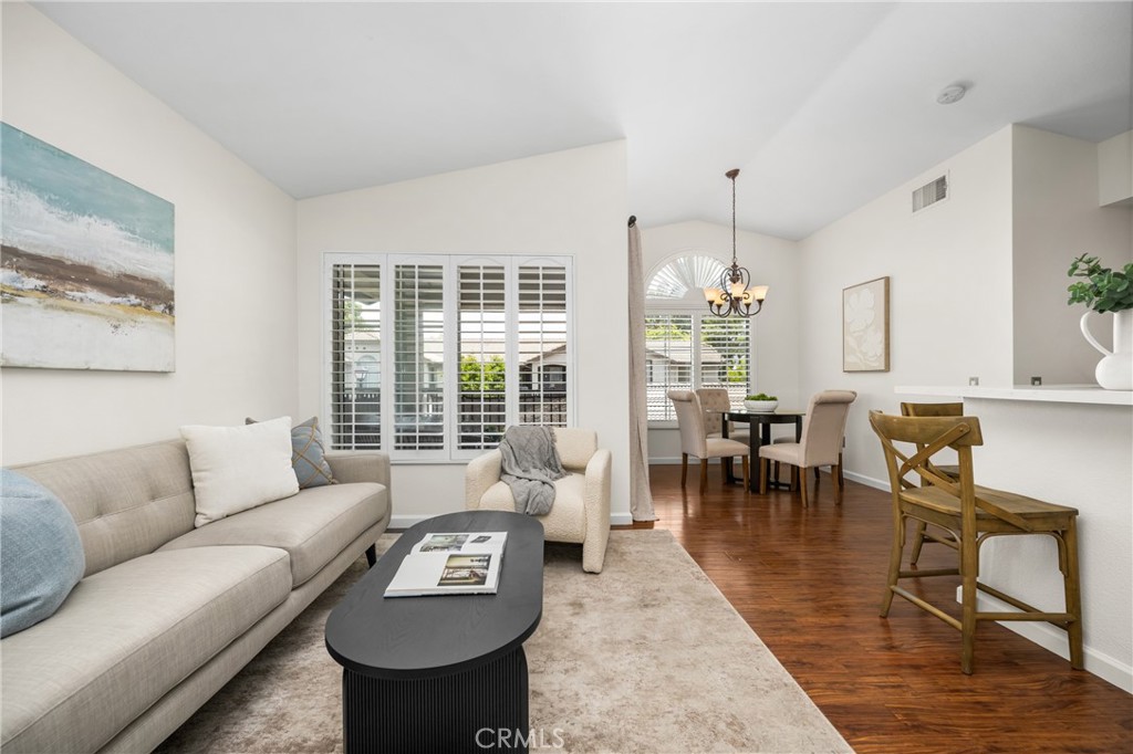 195 Chaumont Circle