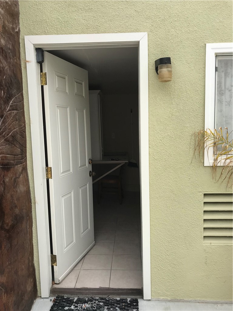 201 S La Esperanza R1