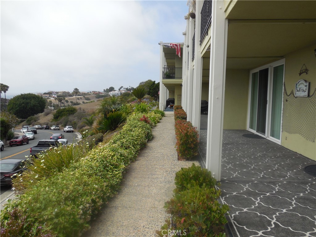 201 S La Esperanza R1