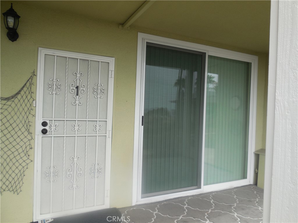 201 S La Esperanza R1