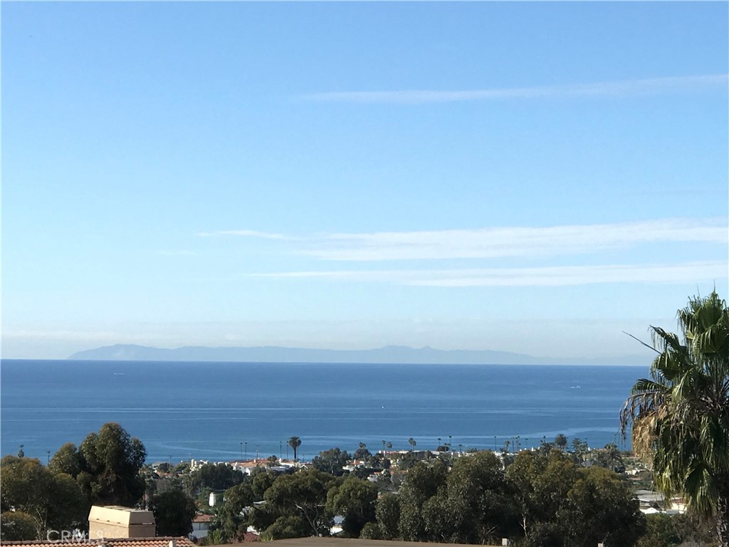 201 S La Esperanza R1