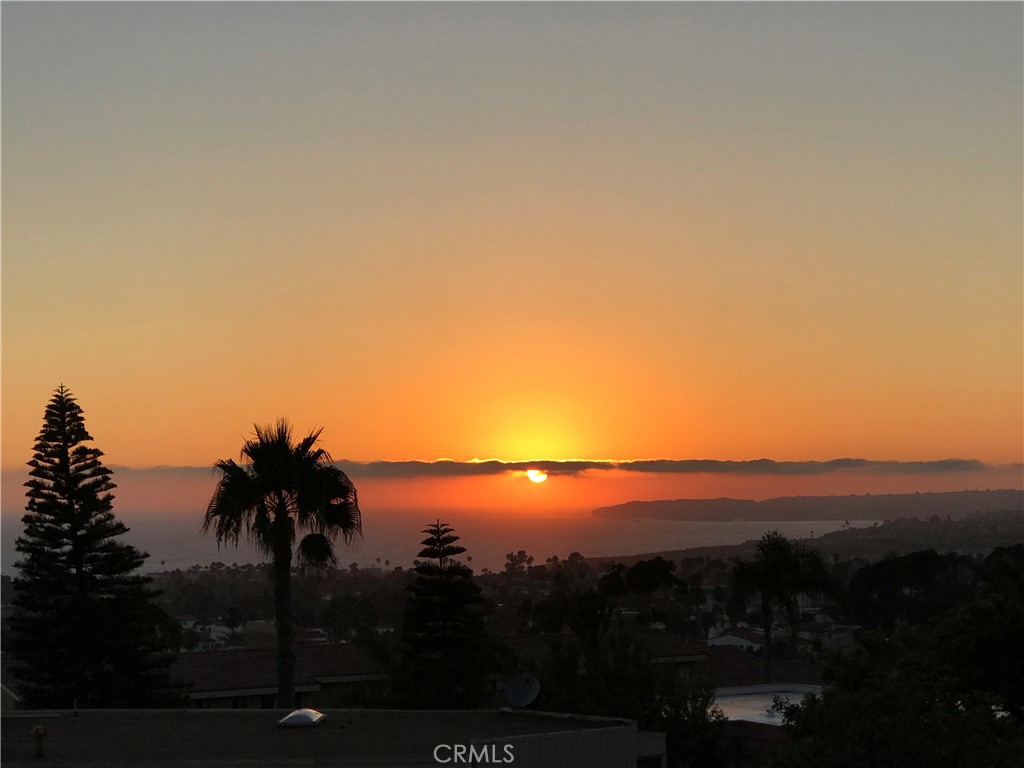 201 S La Esperanza R1