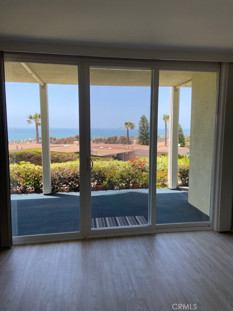 201 S La Esperanza R1