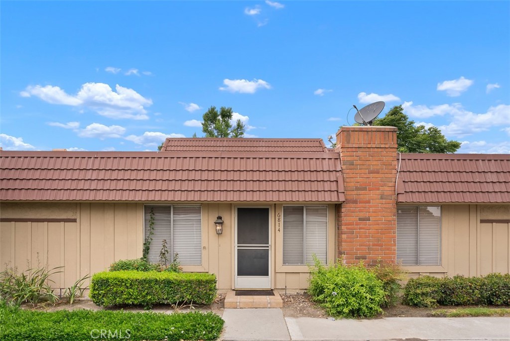 6814 Southampton Drive