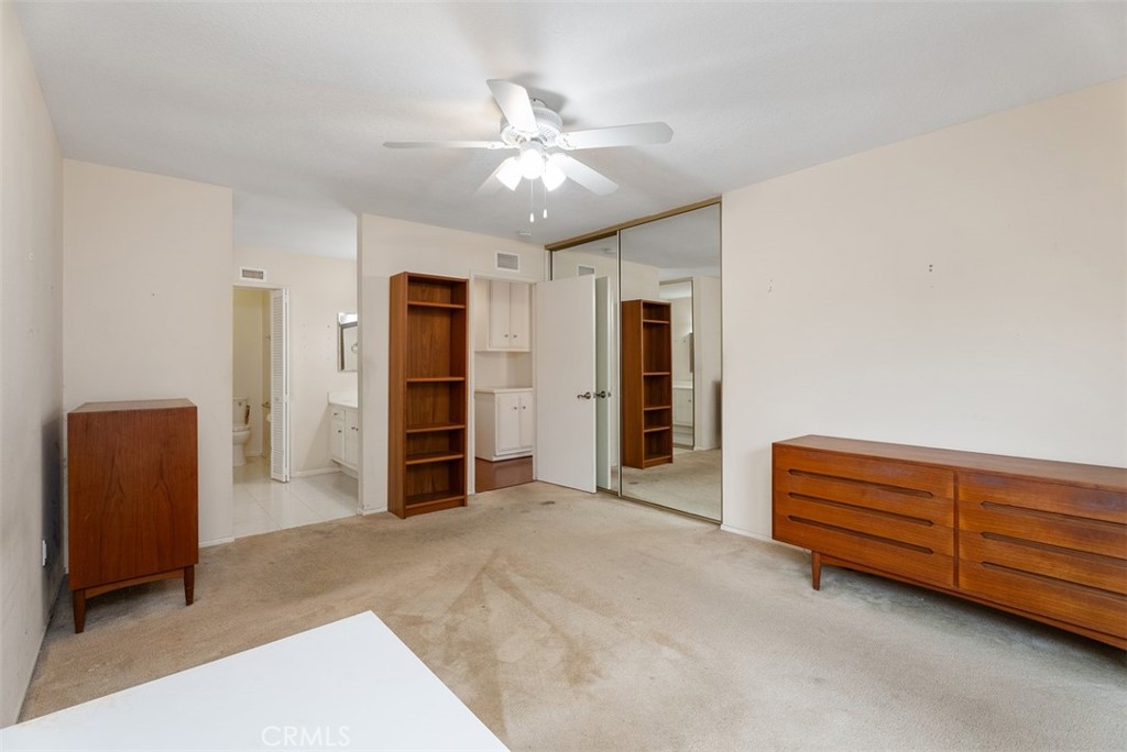 6814 Southampton Drive