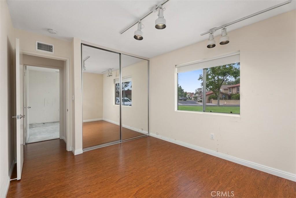 6814 Southampton Drive