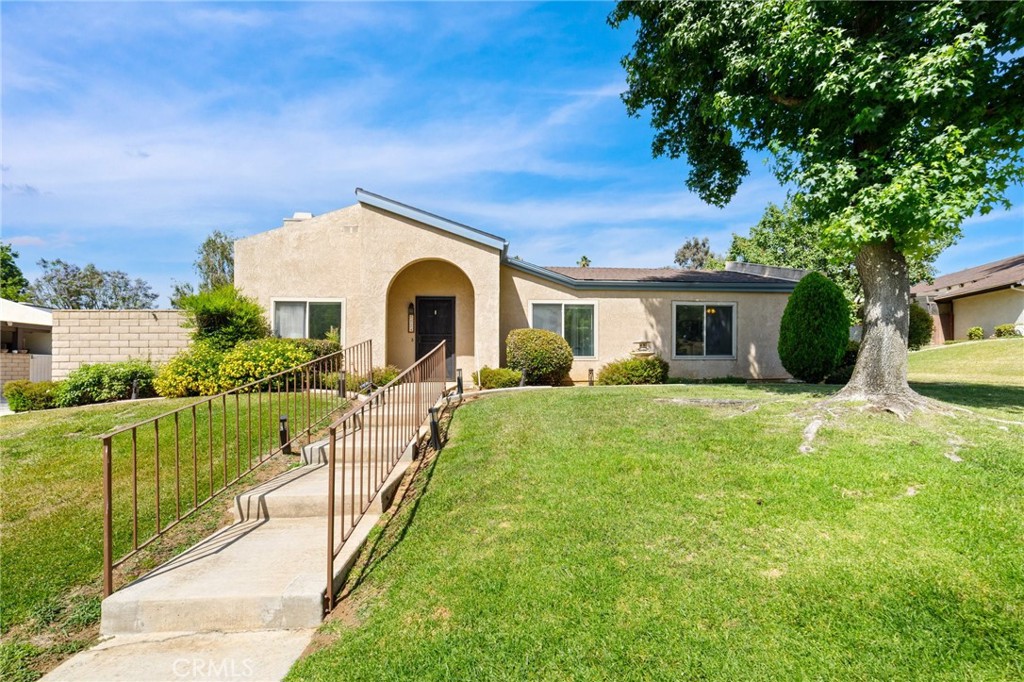 1024 Ardmore Circle