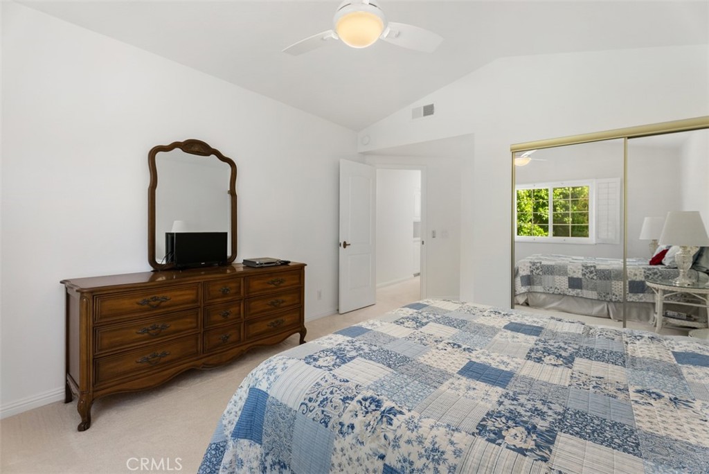 2303 Paseo Circulo