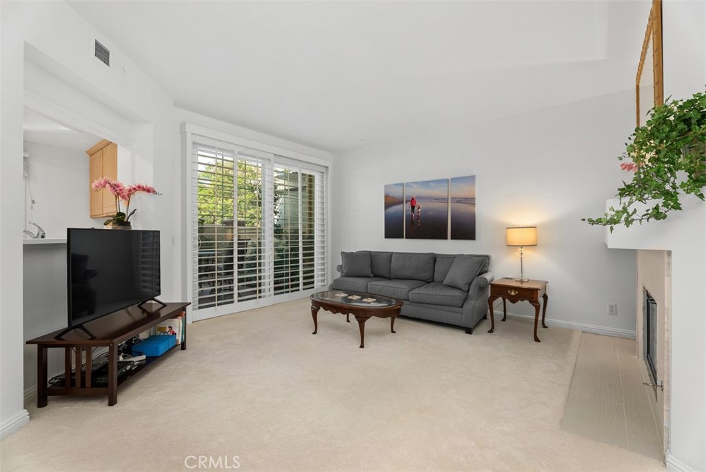 2303 Paseo Circulo