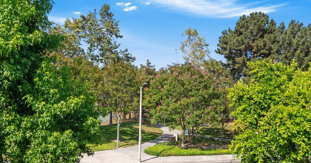 2303 Paseo Circulo