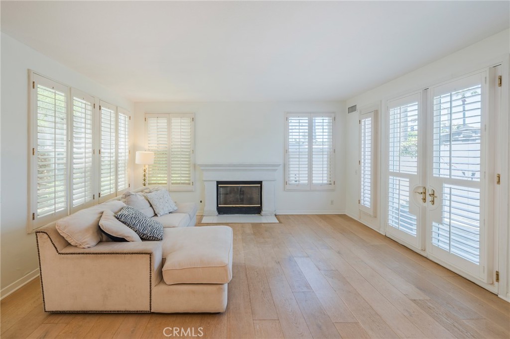 404 Goldenwest Street