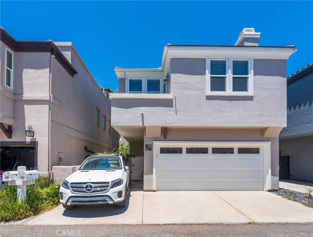 404 Goldenwest Street