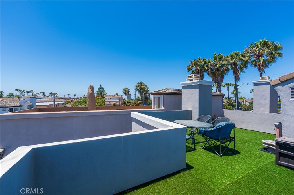 404 Goldenwest Street