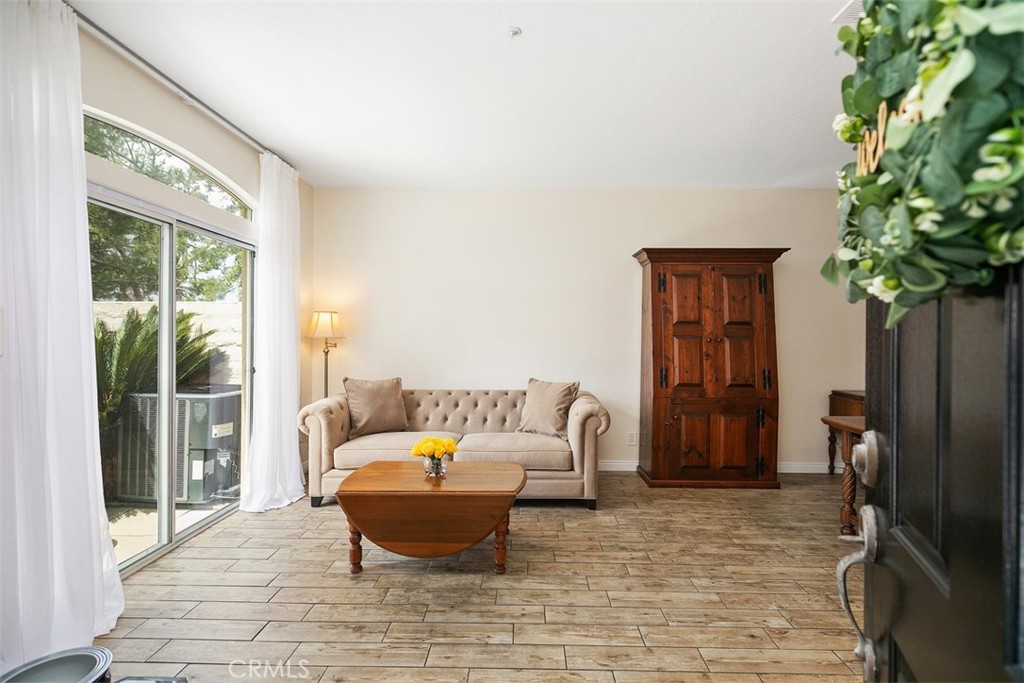 8 Veneto Lane