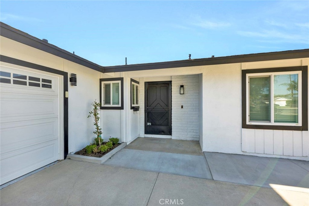 17373 Santa Maria Street