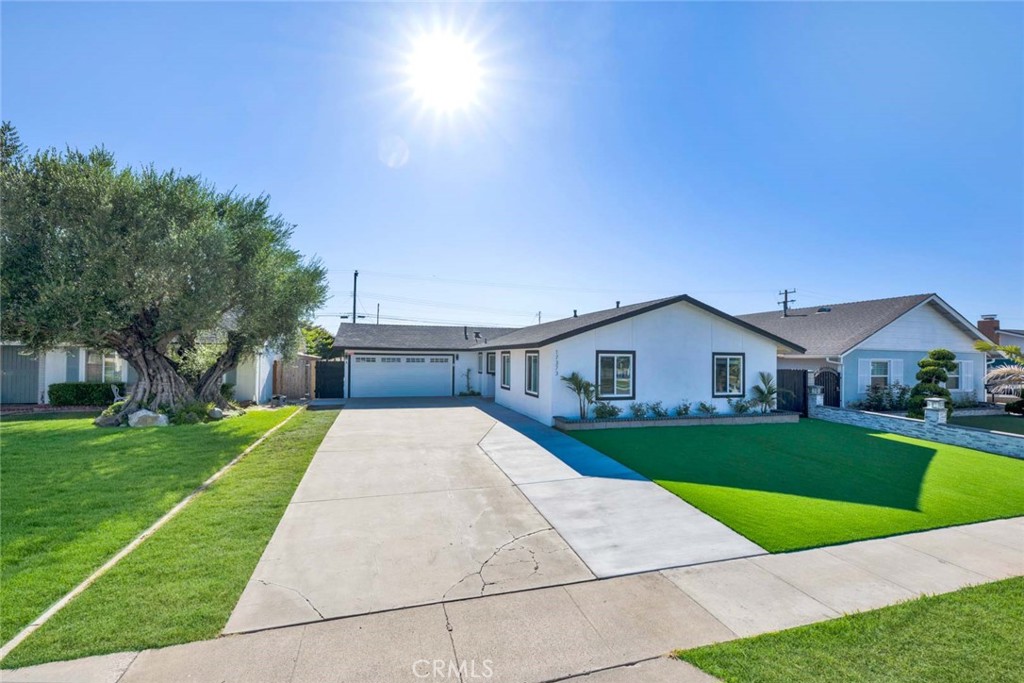 17373 Santa Maria Street