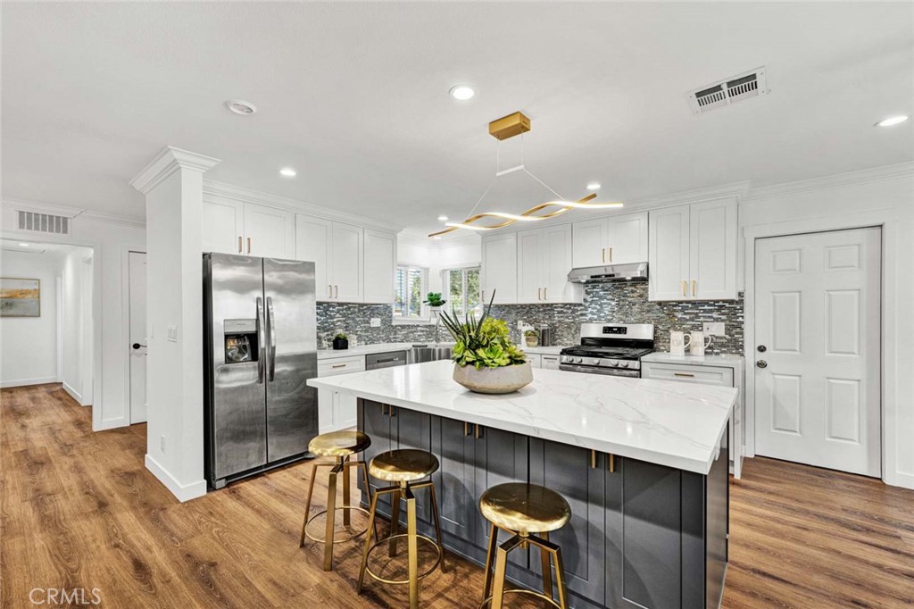 17373 Santa Maria Street