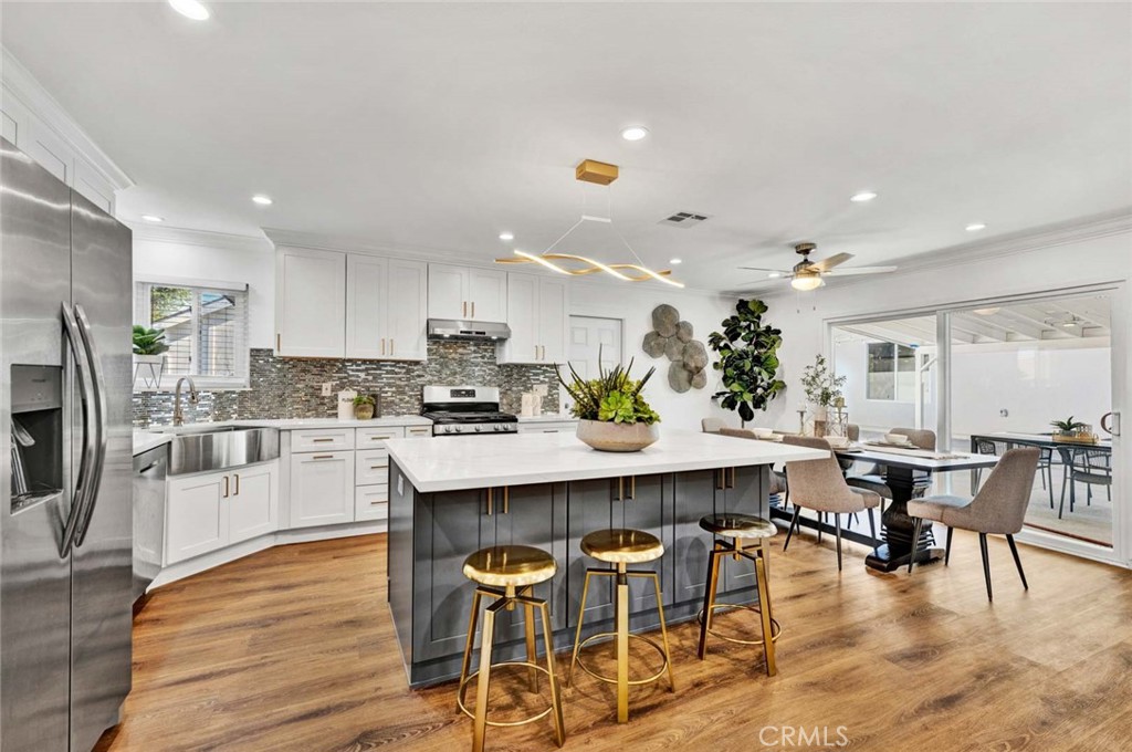 17373 Santa Maria Street