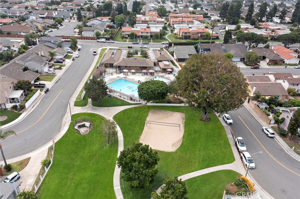 10667 La Bahia Avenue