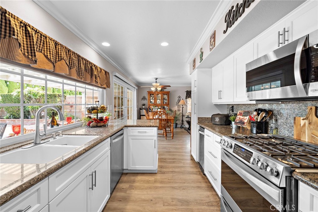 10667 La Bahia Avenue